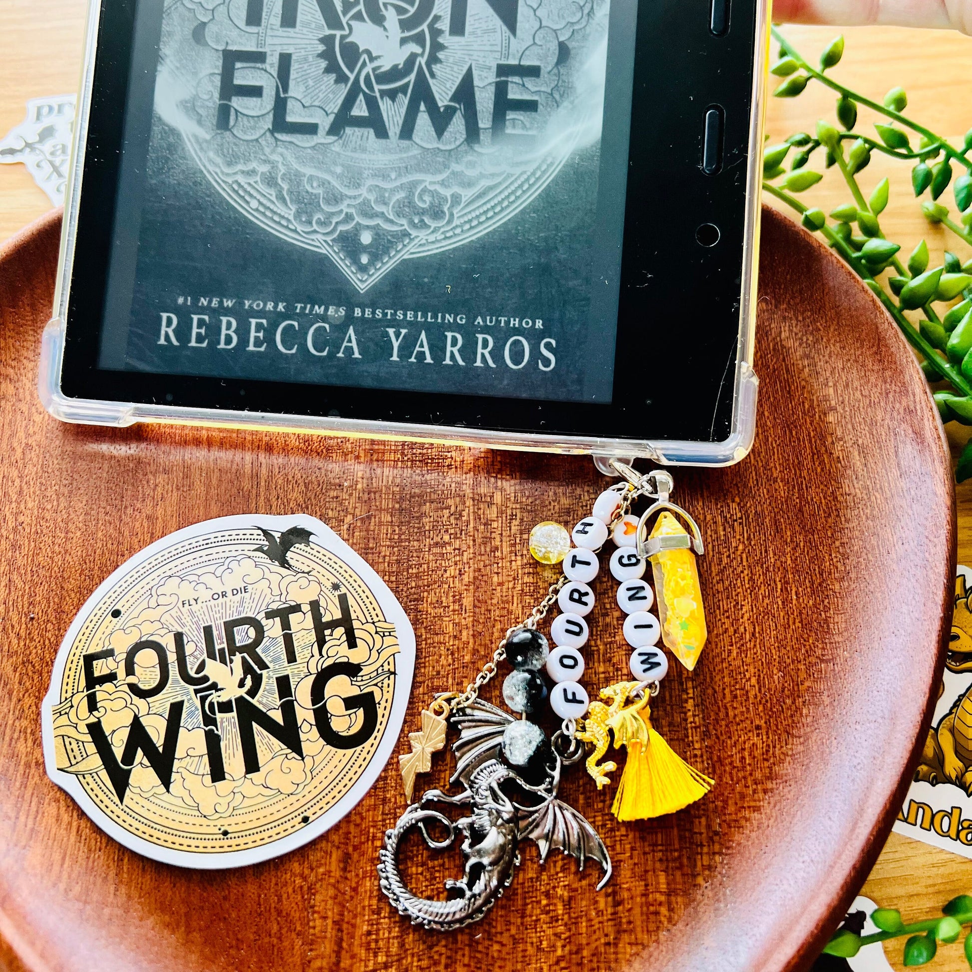 Fourth Wing Kindle Charm & Dust Plug